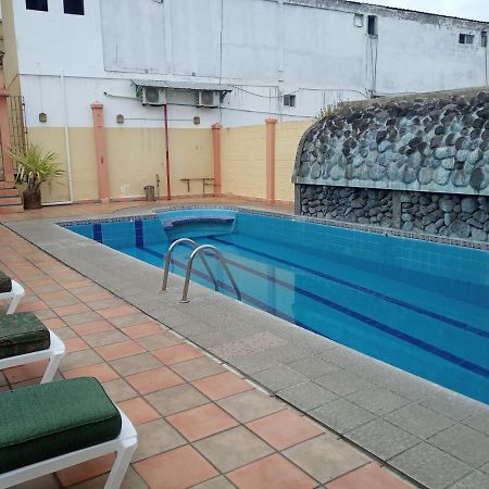 Hotel Palmeras Galapagos Пуерто Айора Екстериор снимка